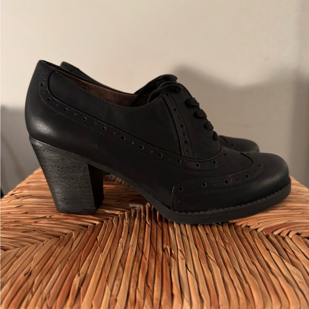 Natural Soul Black Lace-Up Block Heel Oxfords size 9 - Picture 3 of 5